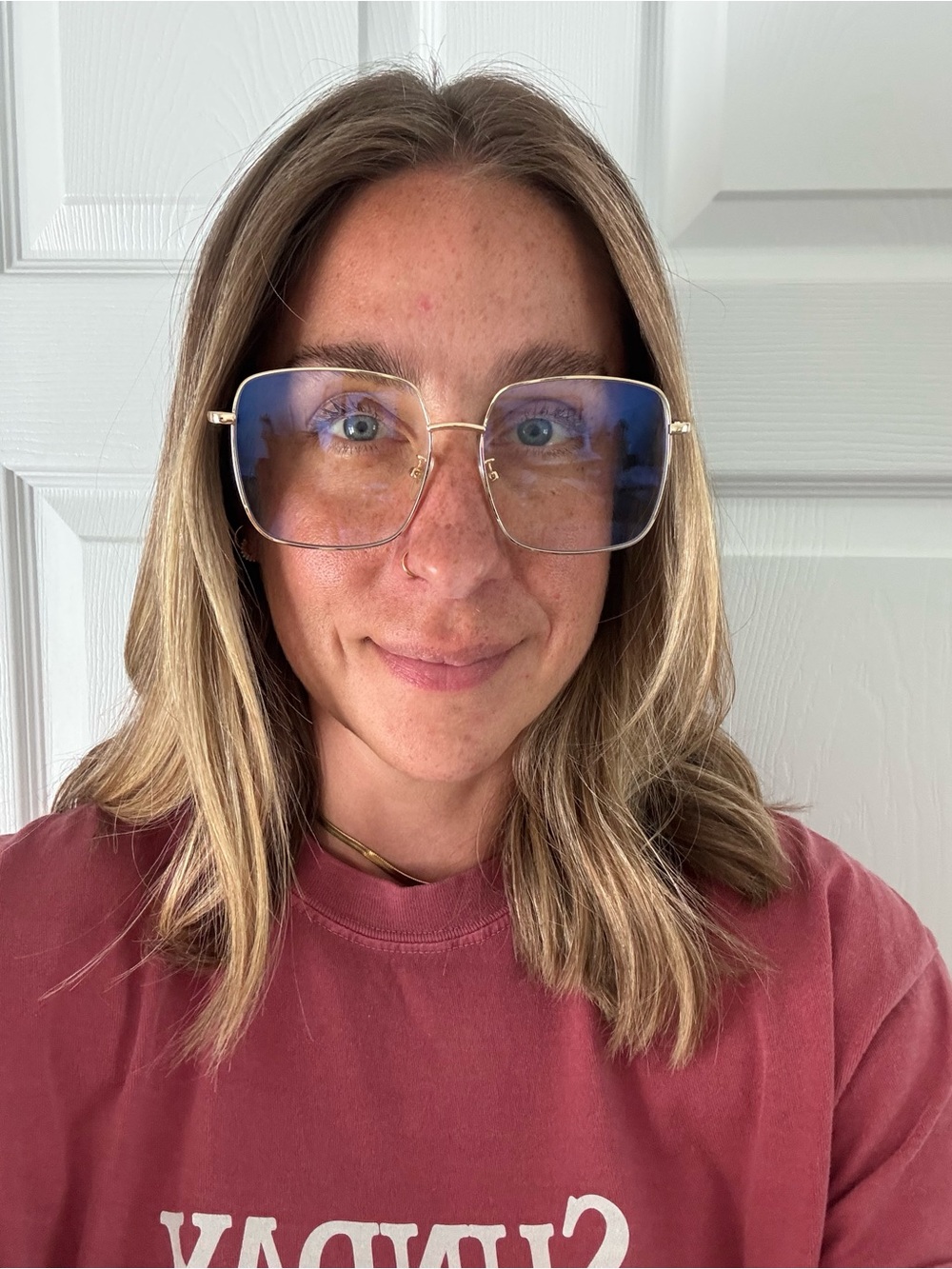 Gold rimmed blue light glasses - Picture 2 of 3